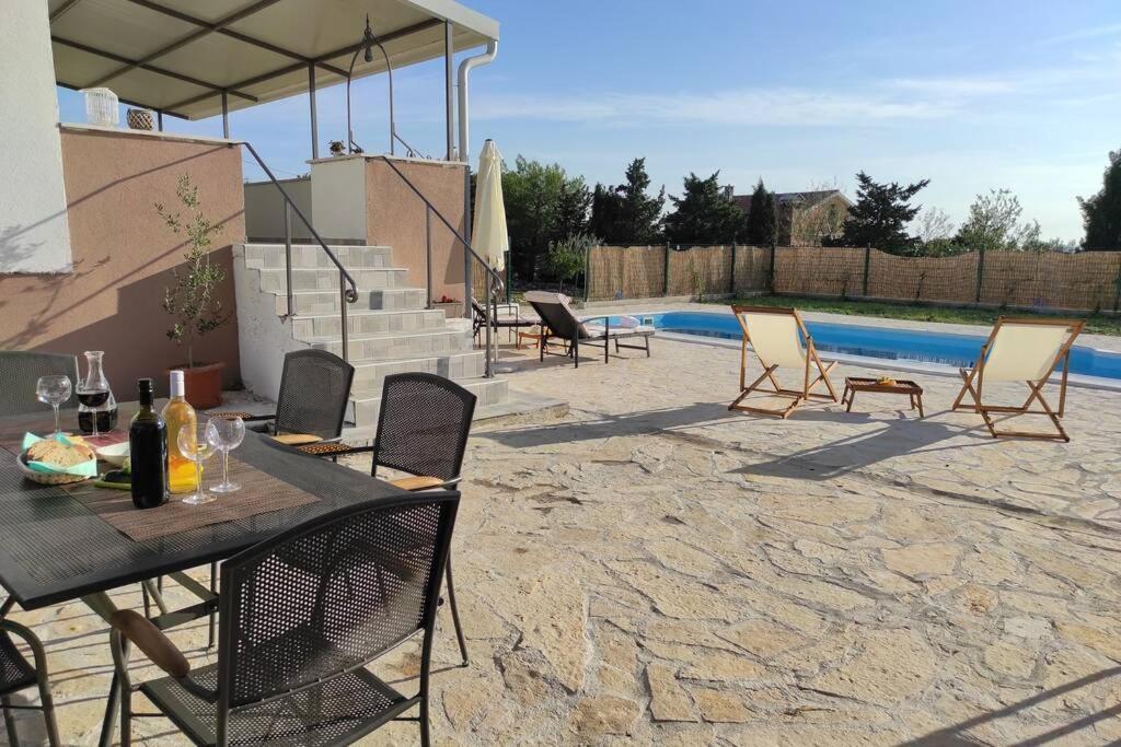 Kuca Za Odmor M&J Villa Benkovac Ngoại thất bức ảnh