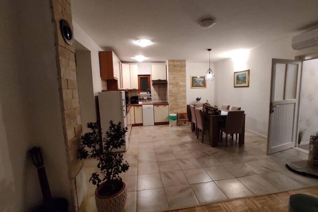 Kuca Za Odmor M&J Villa Benkovac Ngoại thất bức ảnh