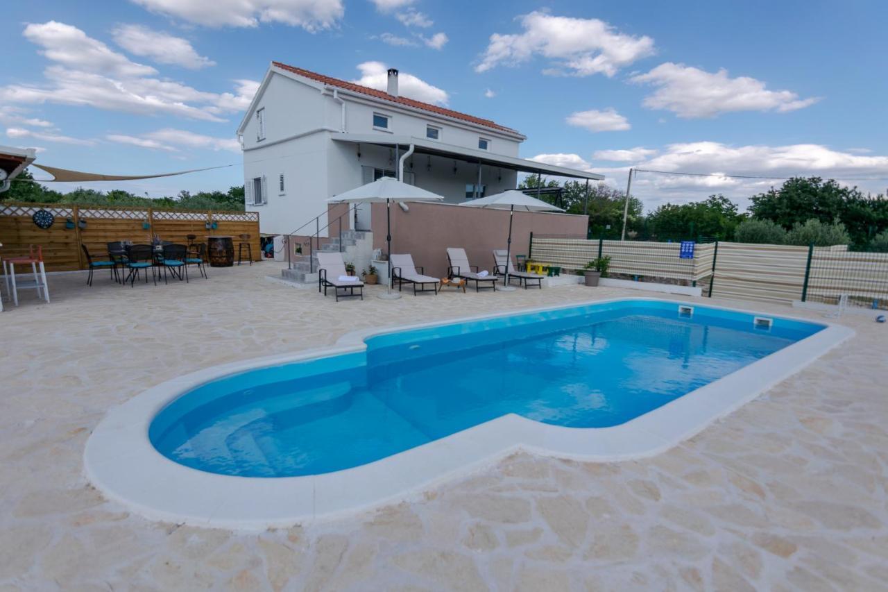 Kuca Za Odmor M&J Villa Benkovac Ngoại thất bức ảnh