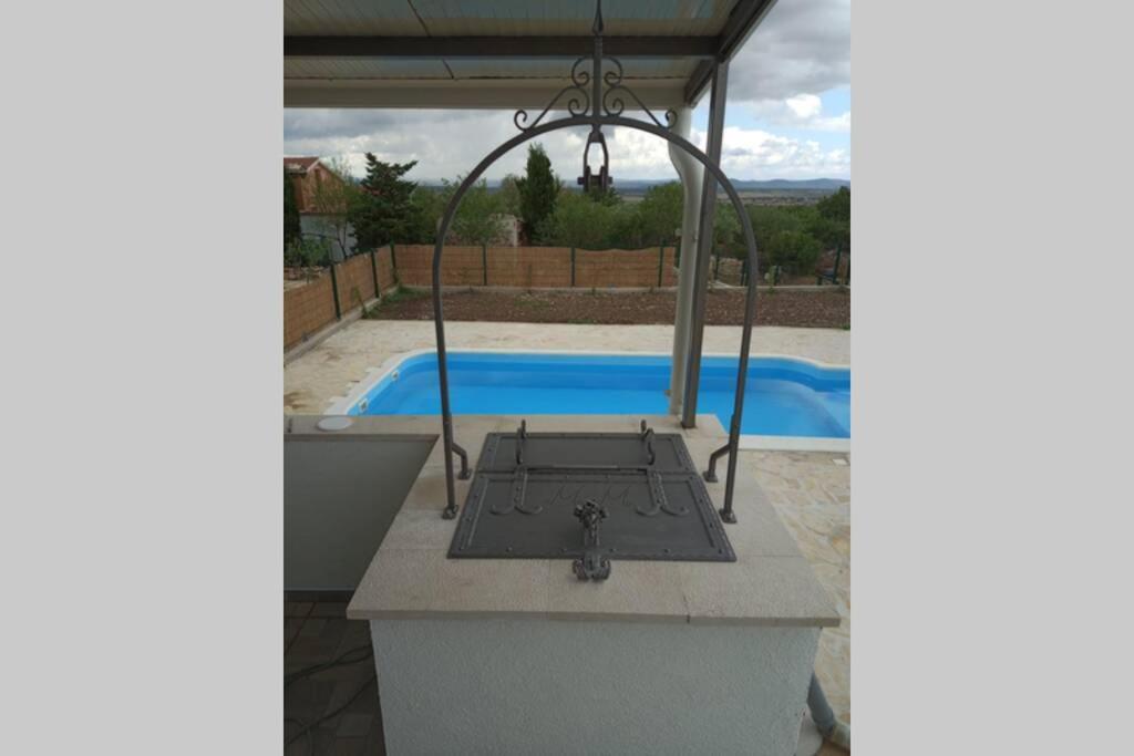 Kuca Za Odmor M&J Villa Benkovac Ngoại thất bức ảnh