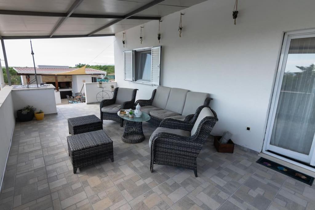 Kuca Za Odmor M&J Villa Benkovac Ngoại thất bức ảnh
