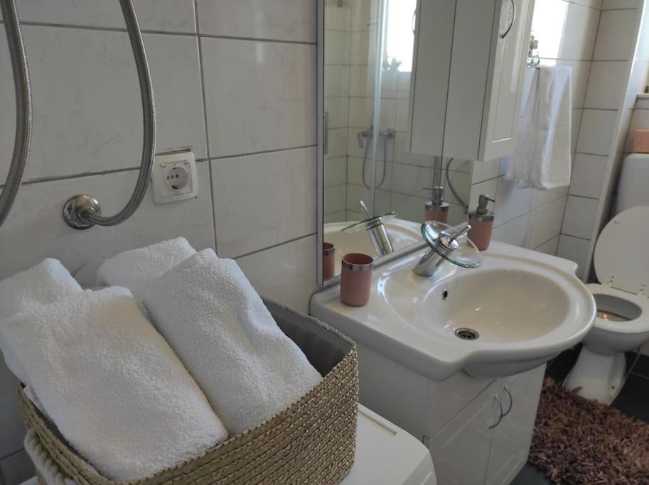 Kuca Za Odmor M&J Villa Benkovac Ngoại thất bức ảnh