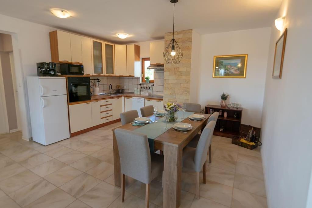 Kuca Za Odmor M&J Villa Benkovac Ngoại thất bức ảnh